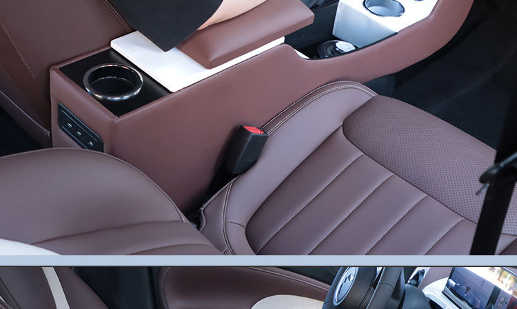 Wuling fruit armrest box central bingo central control storage box ice fruit armrest mechanical handbrake main co-pilot isolation