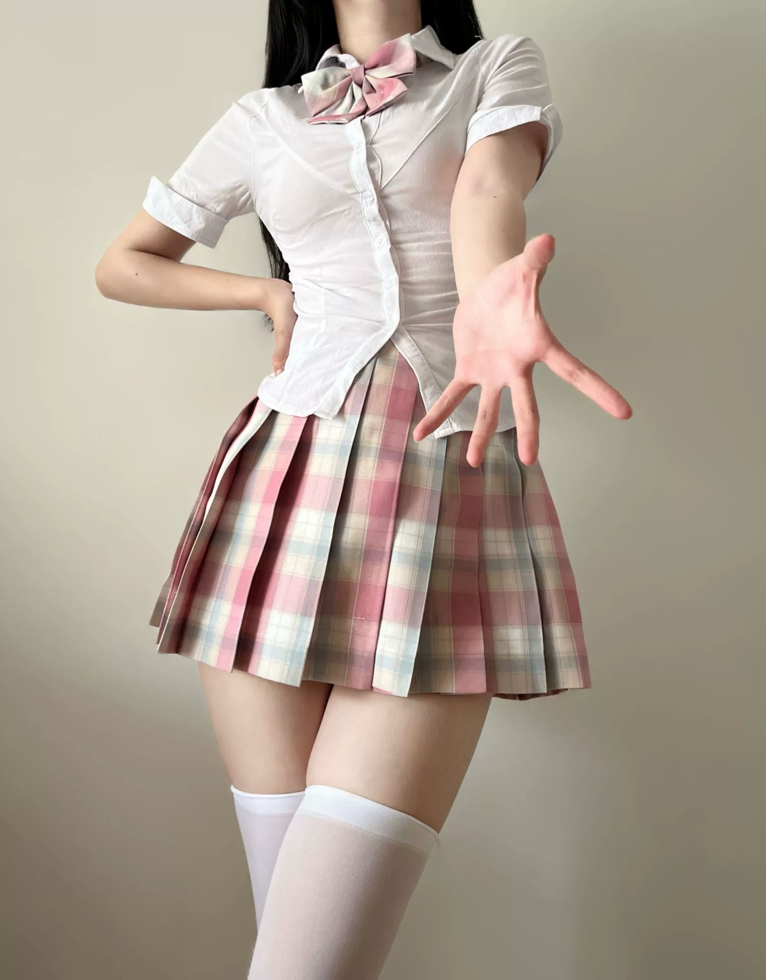 Платье? Нет. The input is a skirt. Translate: "Genuine summer student pleated skirt, high waist"