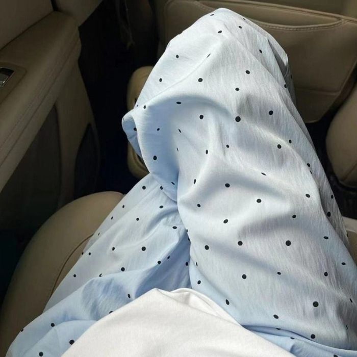 파란색 물방울 무늬