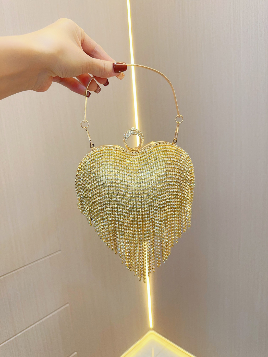 Nouvelles fêtes d'anniversaire à pompon en strass, sac à main parsemé de diamants pour les mondains, sac de banquet croisé en diagonale_voghion.com