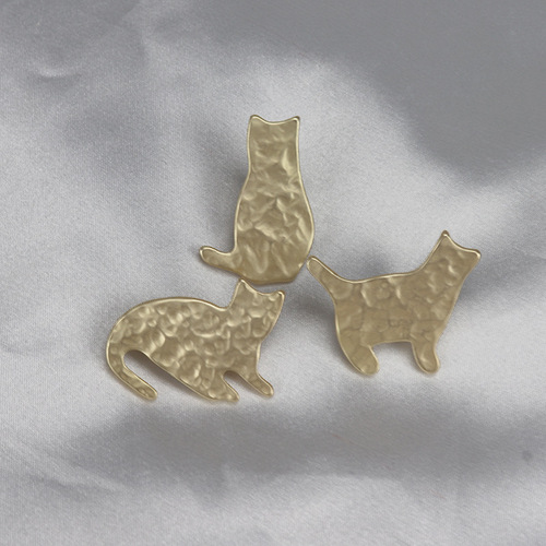 Japanese designer handmade matte cat brooch collar pin cute versatile hat bag clothing accessories