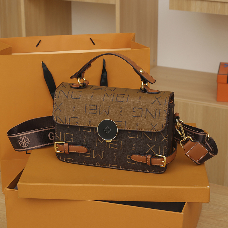 classic fashionable elegant bag strap