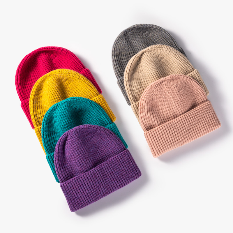 Fashionable keep warm demi-season trend knitted hat for men and…