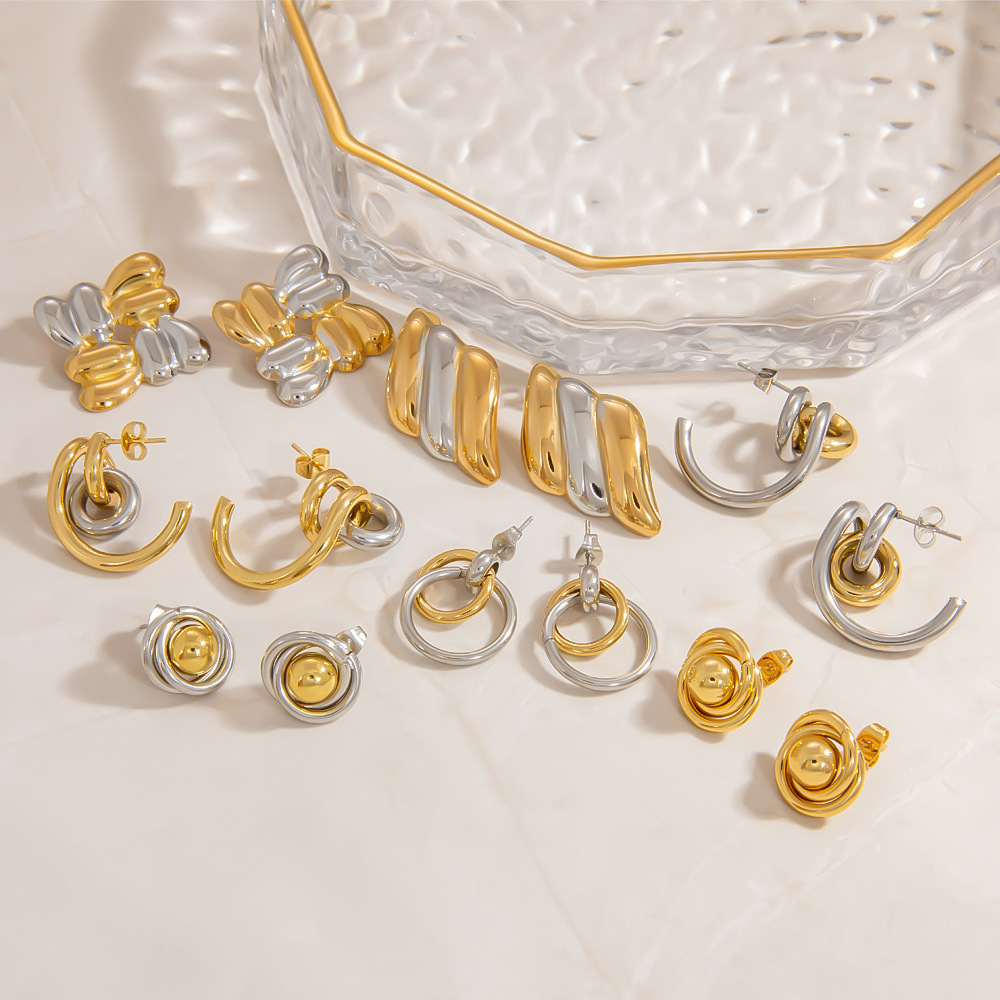 9g Weight 0.03µm-0.05µm Gold Plating Thickness PVD Coated Gold Plating Process 304 Stainless Steel Ear Needle Material Real Gold Plated Plating Material Ear Studs Classification 18K Gold Plating Color 1 Pair Quantity Casual, Daily Occasion 304 Stainless Steel Material C Shape, Geometric Pattern All Seasons Season Women's Gender Vintage Style, Classic Style Style Waterproof Non Tarnish, Irregular, Mixed Metal, Plating Craft PVD Coated Real Gold Plated 18K Gold C Shape Geometric 304 Stainless Steel Vintage Style Classic Style Waterproof Non Tarnish Ear Studs 无