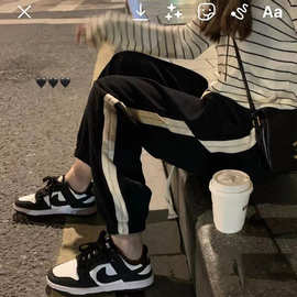 2021年秋冬款韩版黑色运动裤女学生宽松束脚高腰显瘦百搭休闲裤子