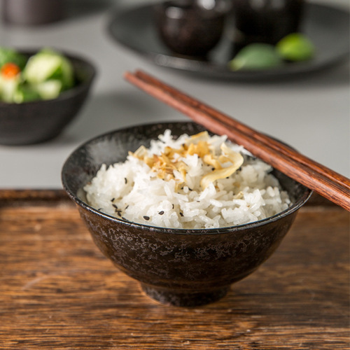 Japanese snowflake glaze black ceramic dining set including sushi plate, sake jug, cup, rice bowl, and meal plate set