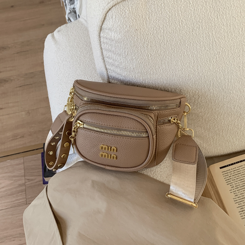 Bolso de tendencia transfronteriza para mujeres 2026 nuevo bolso de pecho de moda textura casual correa de hombro ancha mochila de hombro