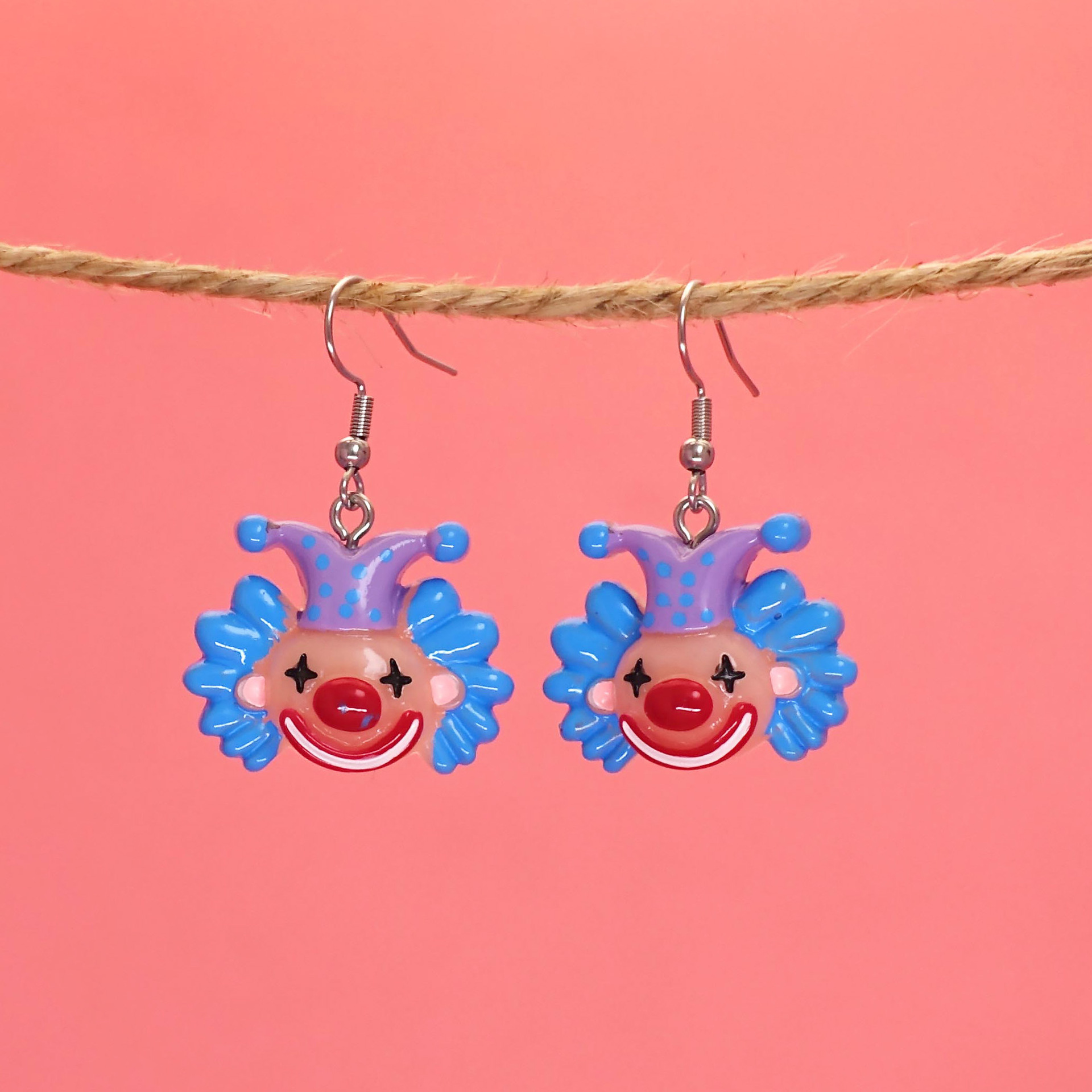 1 Paire Style IG Drôle Personnage De Dessin Animé Pitre Résine Boucles D'oreilles display picture 2