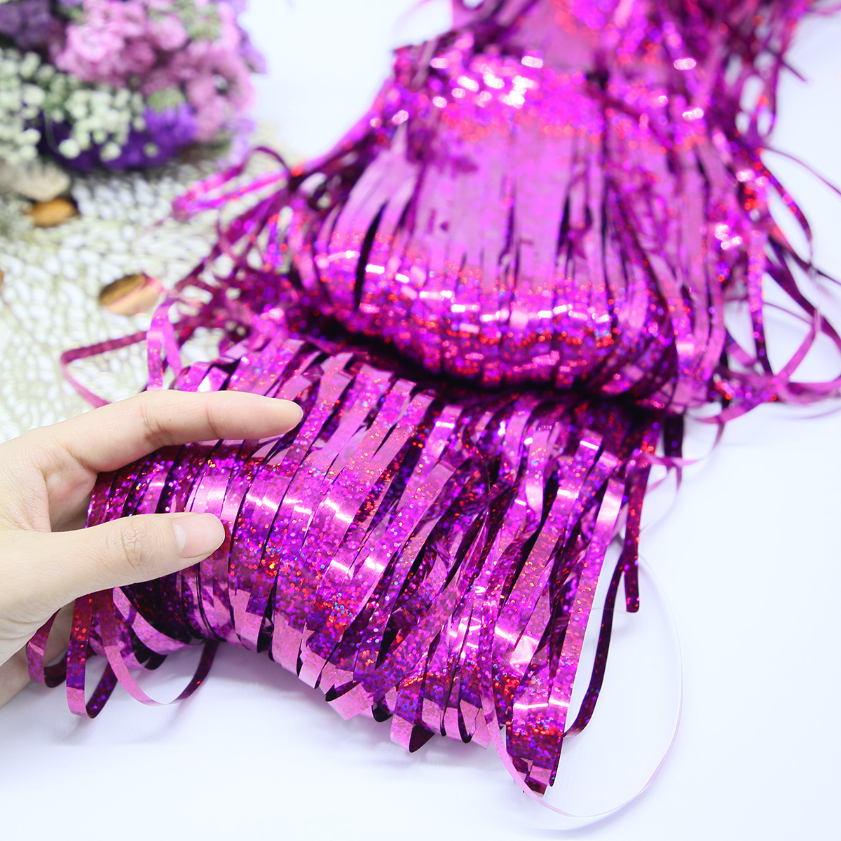 Nueva tira vertical láser de Amazon 2 metros cortina de seda de lluvia decoración pared de fondo fiesta de cumpleaños conjunto de festivales de Navidad