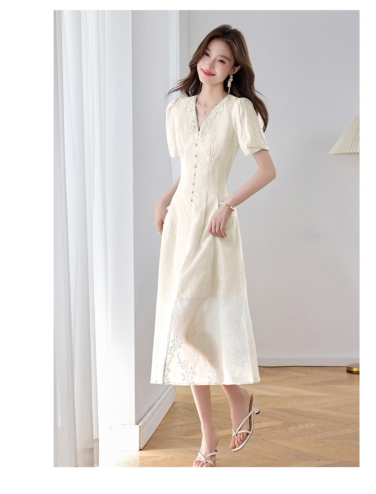 Đầm maxi nữ thêu hoa cổ V thắt eo phong cách cổ điển dài — màu xanh nhạt, màu sắc chi tiết 20