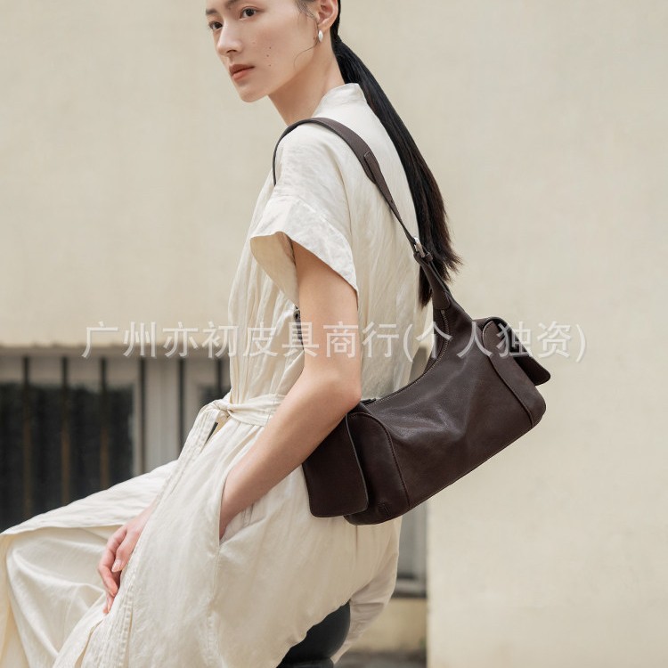 Qiu Zhen Xiaoyao Toast Bag Vegetable-Tanned Sheepskin Leather Casual Retro Shoulder Crossbody Bag For Women Large Capacity Commuter Bag - Thumbnail 2