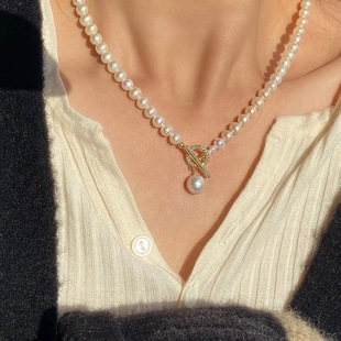 Natural Light Freshwater Pearl Diamond-encrusted otbuckle Necklace Light Luxury Niche Design ins Cold Style Clavicle Chain for Women