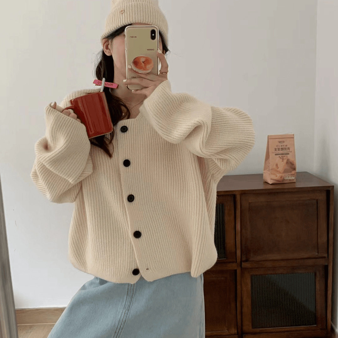 2024 가을 신상 심플 스타일 라운드넥 솔리드 컬러 일본 및 한국 스타일 싱글 버튼 레트로 레드 니트 가디건 코트