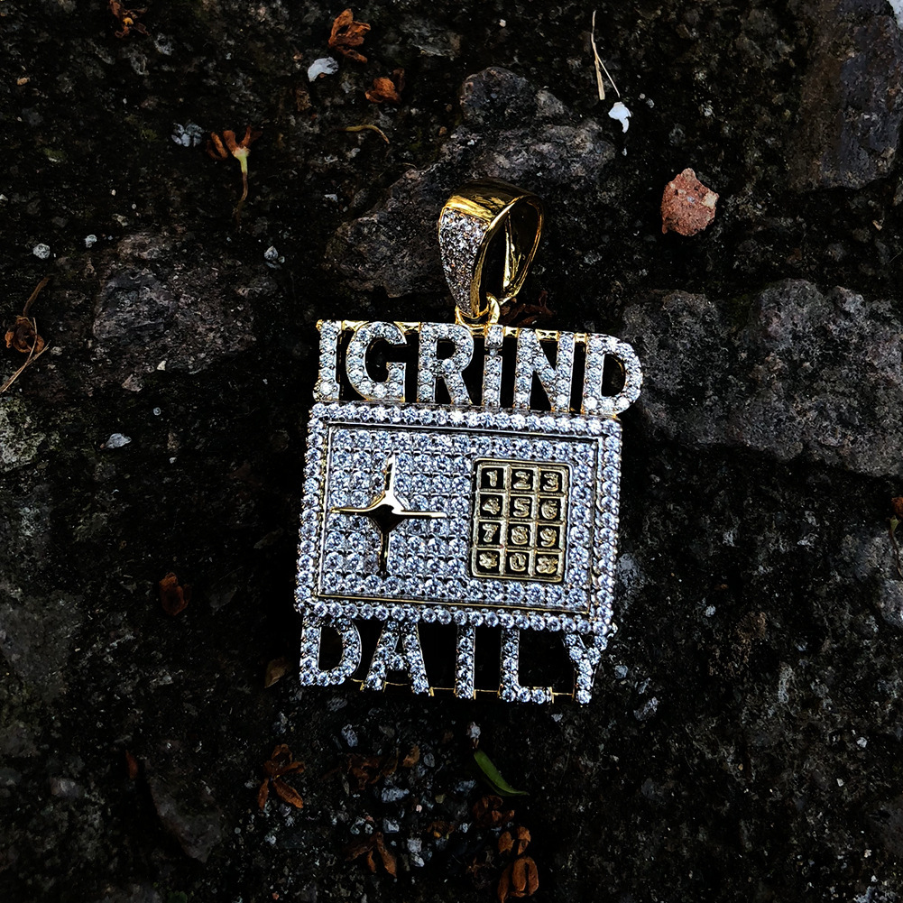 Nuova cassaforte hip-hop personalizzata di vendita calda con collana di gioielli di tendenza con ciondolo micro zircone intarsiato_voghion.com