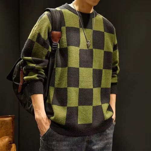 Men's Loose Plaid Sweatshirt in Autumn/Winter Style, Large Size Round Neck Base Layer Knitwear for Winter Upper Clothing