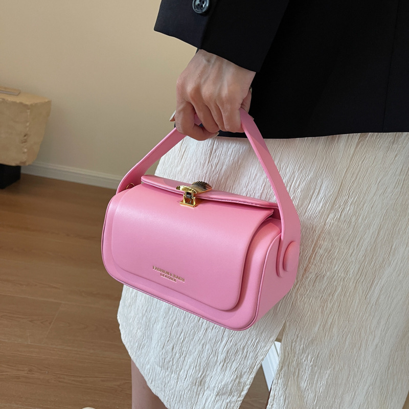 Elegant Women's Luxury Small Crossbody Bag Versatile Shoulder Handbag_voghion.com