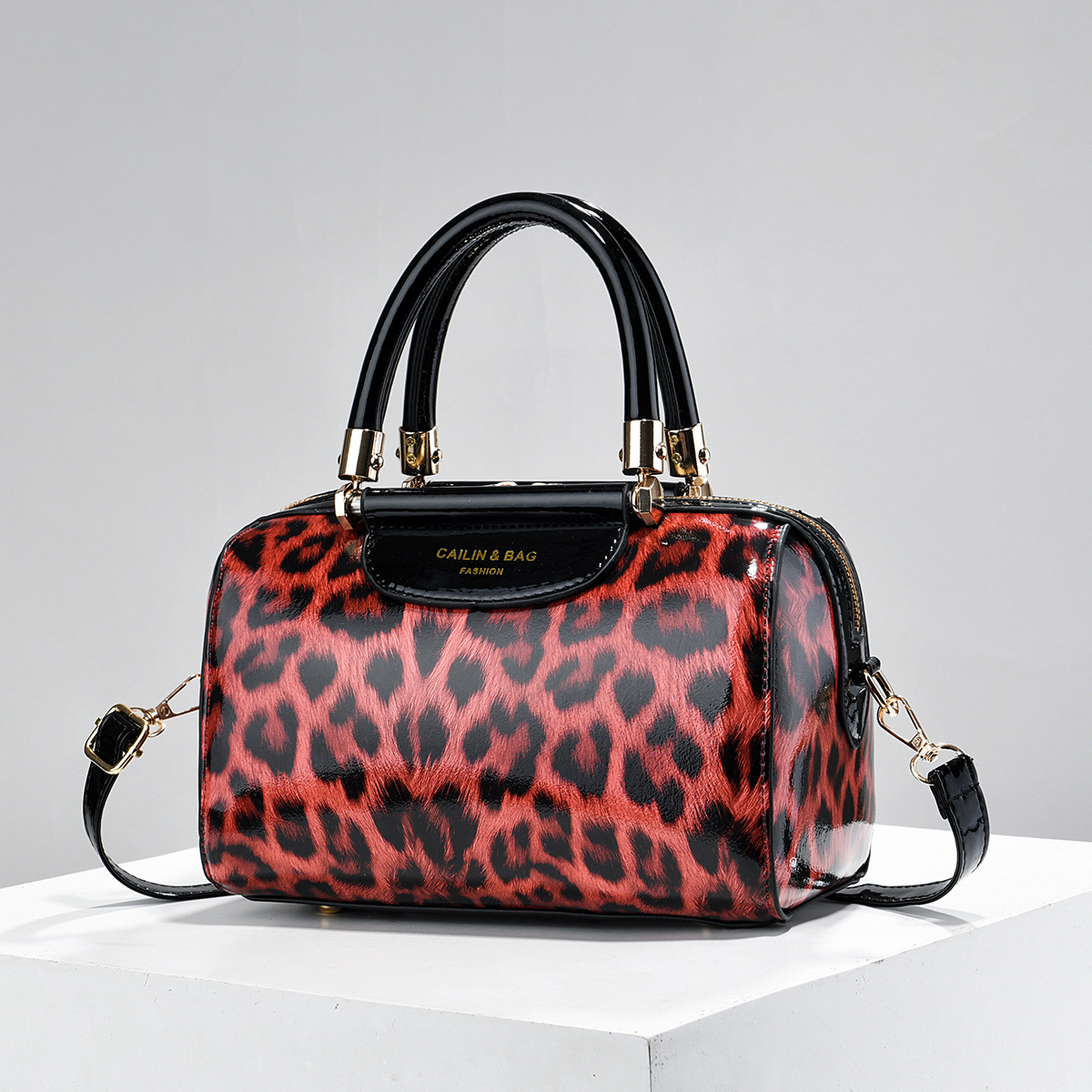 Bolsas de leopardo al por mayor de mujeres nuevas bolsas de moda de otoño y invierno de primavera y verano de gran capacidad bolsas de hombro de mujer