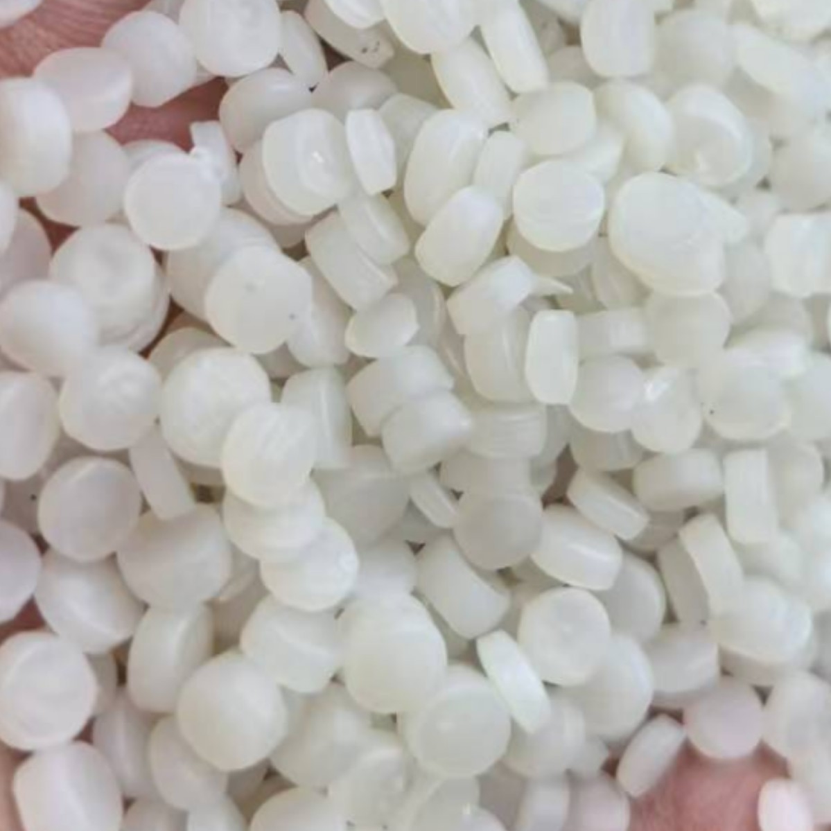 户外围炉桌椅专用 耐高温 透明再生HDPE颗粒 阻燃防火 耐热不变形