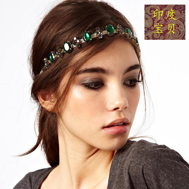 retro hair accessory with tassels