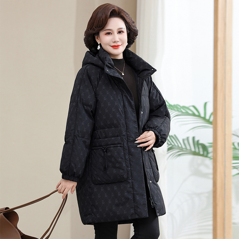 カウンター直販 防寒 中年女性向け フード付きダウンジャケット 2025年冬 ゆったり暖かい ホワイトダックダウン エレガントなレディースコート