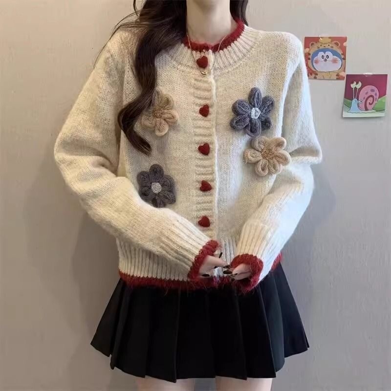 Soft gray sweater for women, knitted cardigan, petite size, with delicate floral design, short style, handmade, spring collection Soft gray sweater for women, knitted cardigan, petite size, with delicate floral design, short style, handmade, spring collection