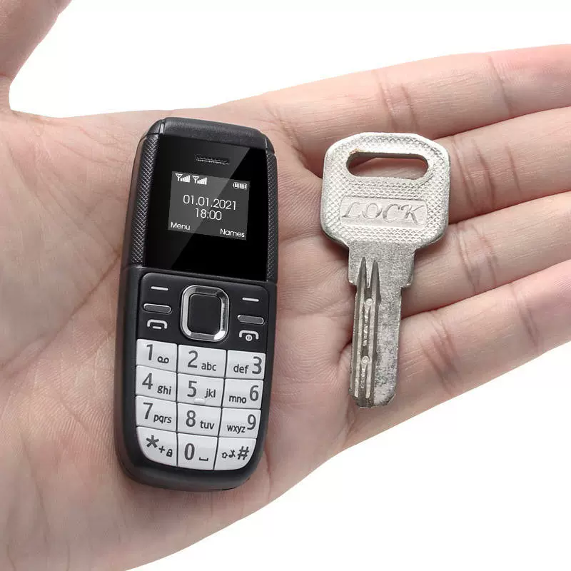 "BM200 cross -border hot -selling mini mobile phone ultra -small sleeve dual card dual standby Bluetooth dial -up straight board button low -cost machine"