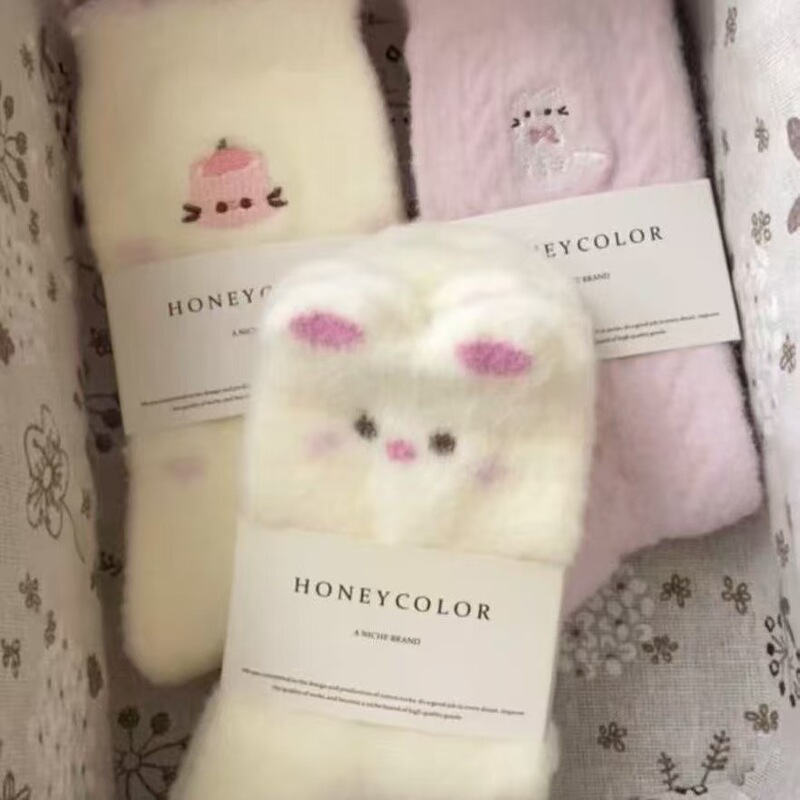 Pink and Purple Cat Mink Velvet Socks for Women in Autumn and Winter Thickeneded Cute Jacquard Mid-Calf Socks Warm Sleep Socks Confinement Socks
