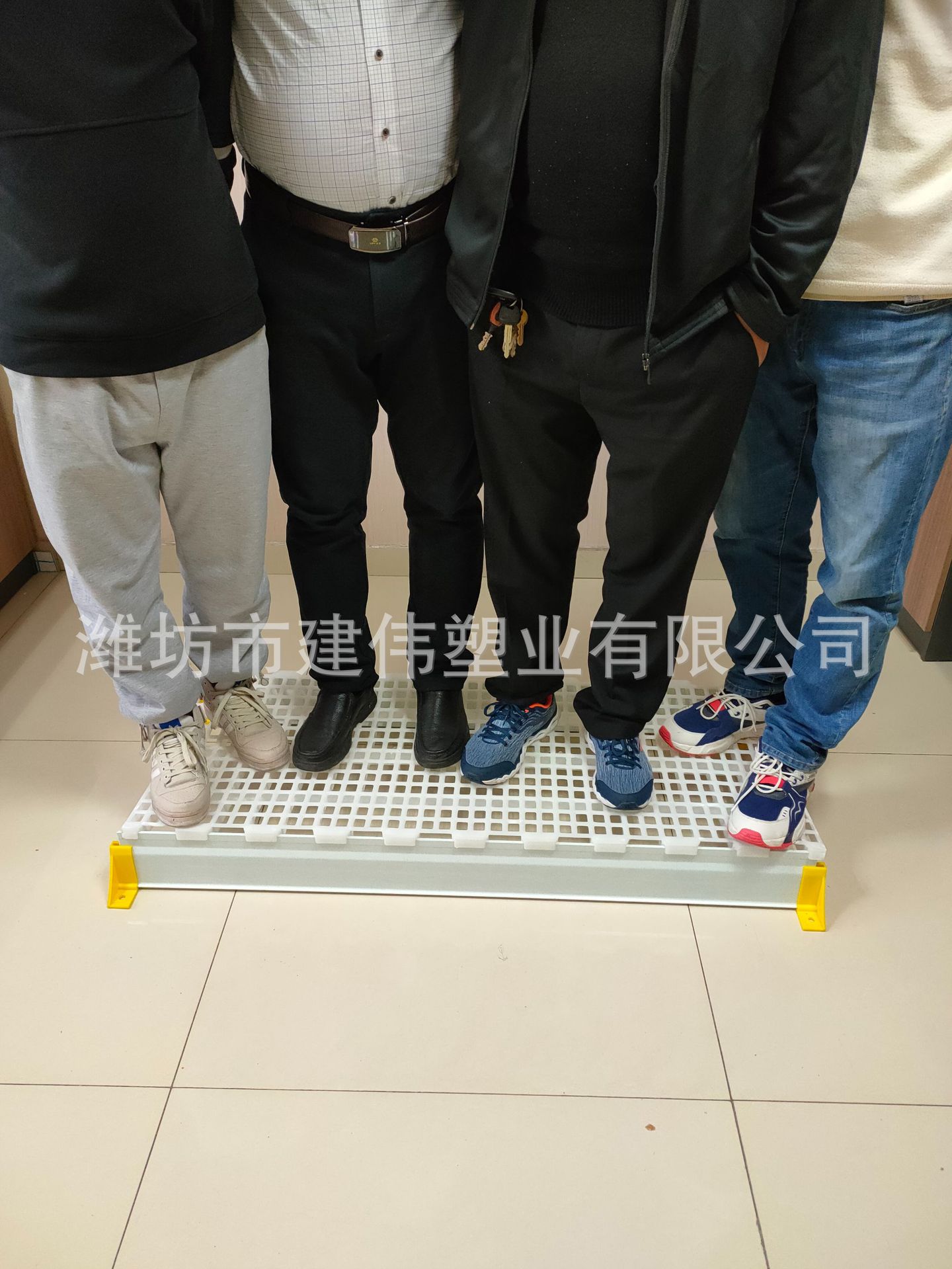 .trashed-1638856805-IMG2021110