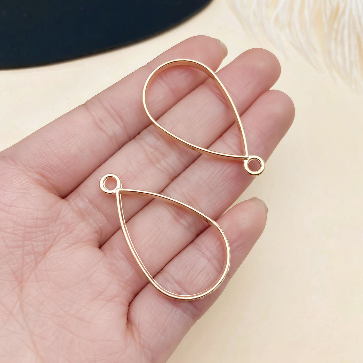 22381-LJ-kc金锌合金水滴形边框38x21mm-1.