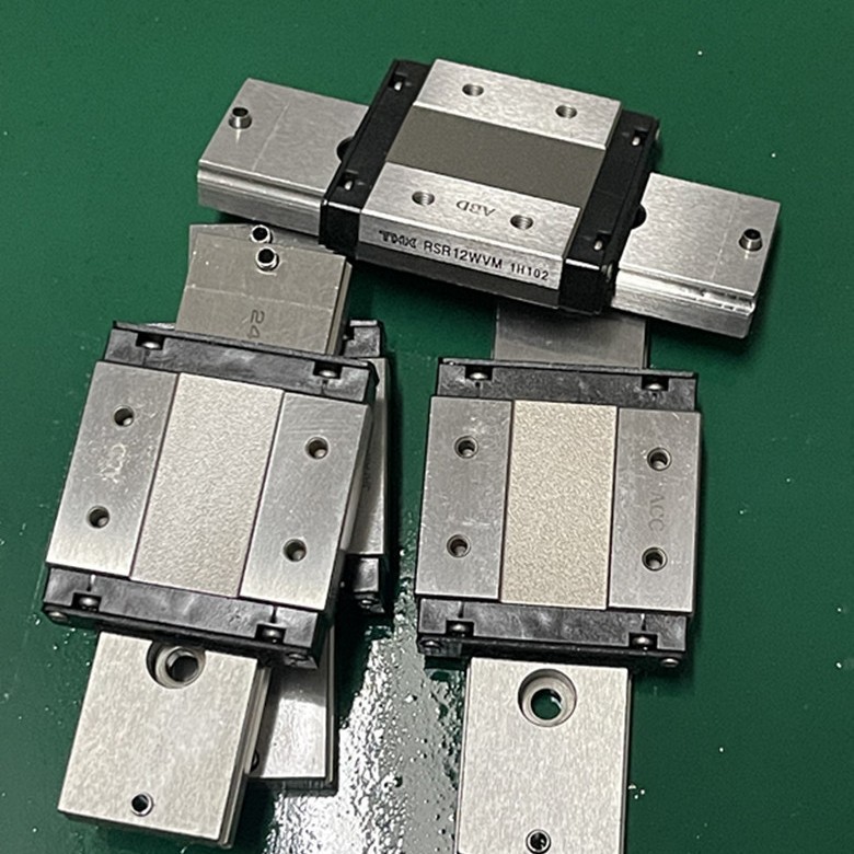 THK RSX12WSM RSX12WM RSX12WNM RSX15WSM RSX15WM RSX15WNMUU