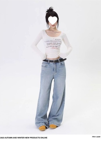 260g Rayon Modal Niche Design Graffiti-Print Long-Sleeve T-Shirt for Women | Slim-Fit, Cropped Top