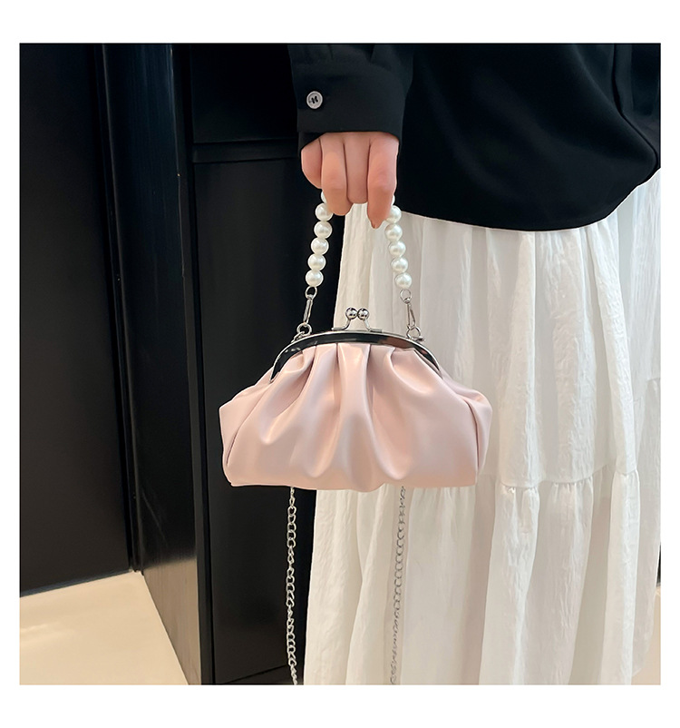 Women's Pu Leather Solid Color Elegant Streetwear Dumpling Shape Clasp Frame Shoulder Bag display picture 13
