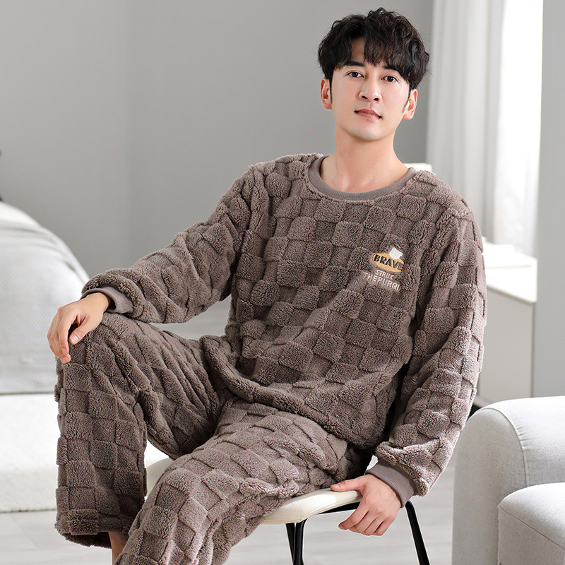 2023 pijamas de lana de coral de invierno para hombres cálido y grueso forro de felpa simple ropa de abrigo casual homewear