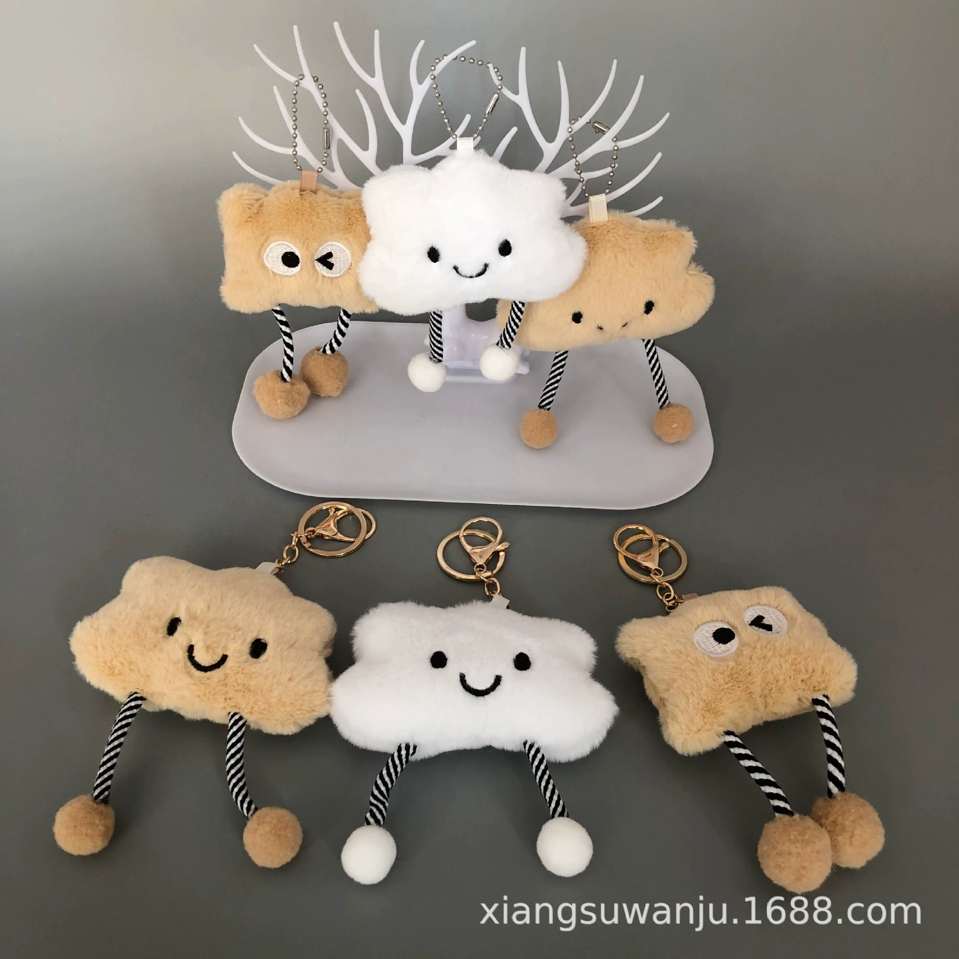 Производители облаков подвески кукла кукла автомобиль брелок подвеска сумка подвеска подарок женский мультфильм киоск ночной рынок