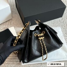 �¿�Ů��ʱ�г�����������������ӽ�ţƤ����Ƥ��Ҹ��ˮͰ��Ƥʱ