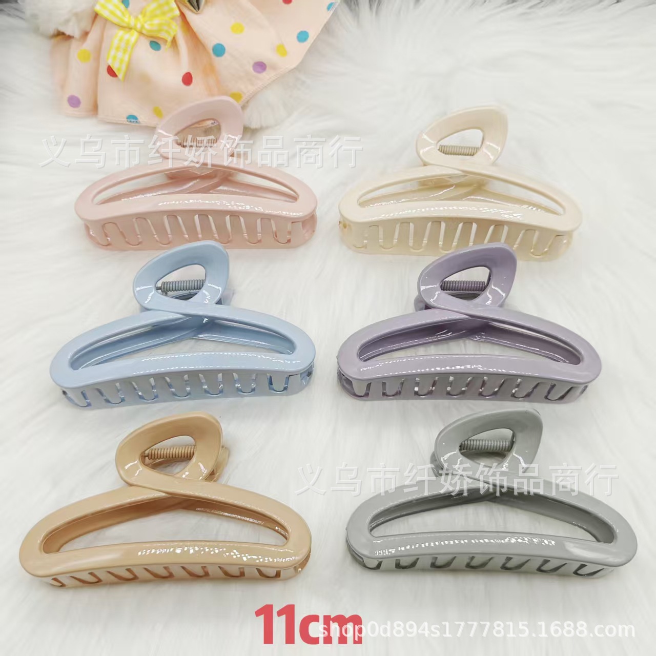 High-quality durable plastic hair clips with grip claw design, bath hair clips, hair accessories, head clips - wholesale direct from source, bulk orders welcome, from $2 stores