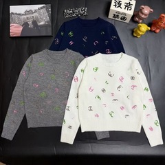 实拍刺绣圆领针织衫女秋冬时尚气质套头毛衣