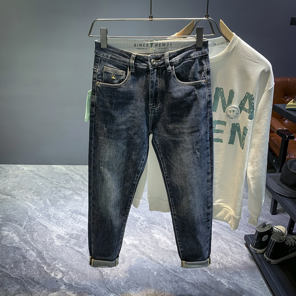 Jeans élastiques de marque de mode européenne pour les nouveaux styles de printemps et d'automne, pantalons polyvalents slim fit haut de gamme pour hommes_voghion.com
