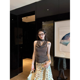 �ԸбU�I�⴩������������Ů�����r�К��|�����@���黨����ȹ���b