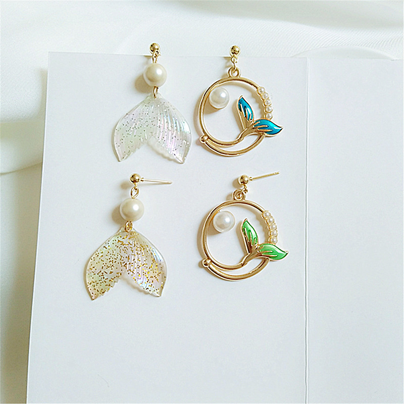 Fashion Fish Tail Alloy Plating Inlay Pearl Women's Drop Earrings 1 Pair display picture 2