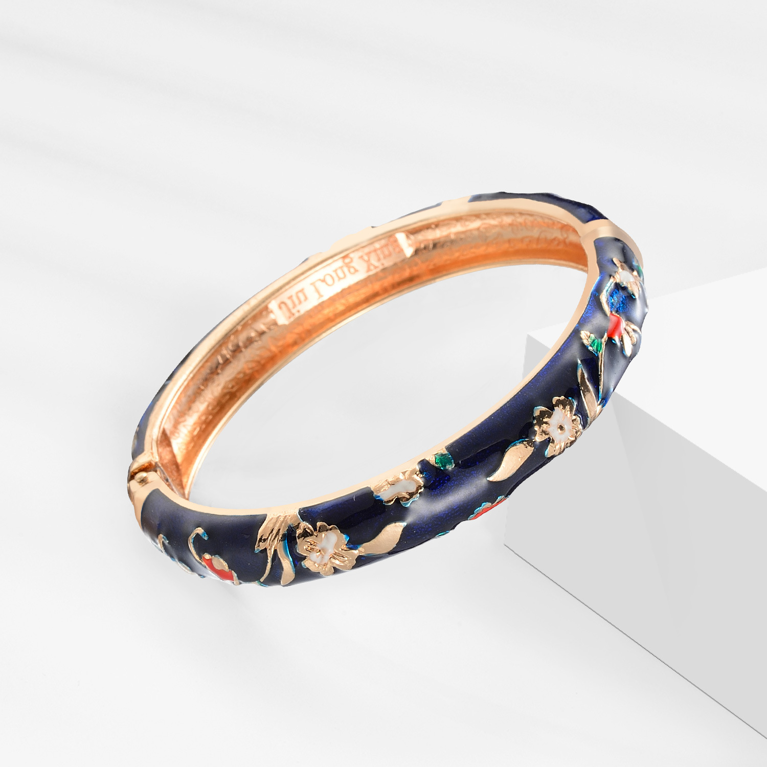 1 Piece Quantity Holiday, Daily Occasion Ethnic Style Flower Zinc Alloy Bangles Wholesale