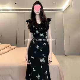 感法式小飞袖碎花连衣裙子女装2025新款夏季气质穿搭黑色长裙涤纶
