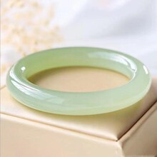 �������ˮ�Gɫ�����ϰ�������ʯ���C��Ȼ��ˮ�Ϗ͹ňA�l��ʯ�C��