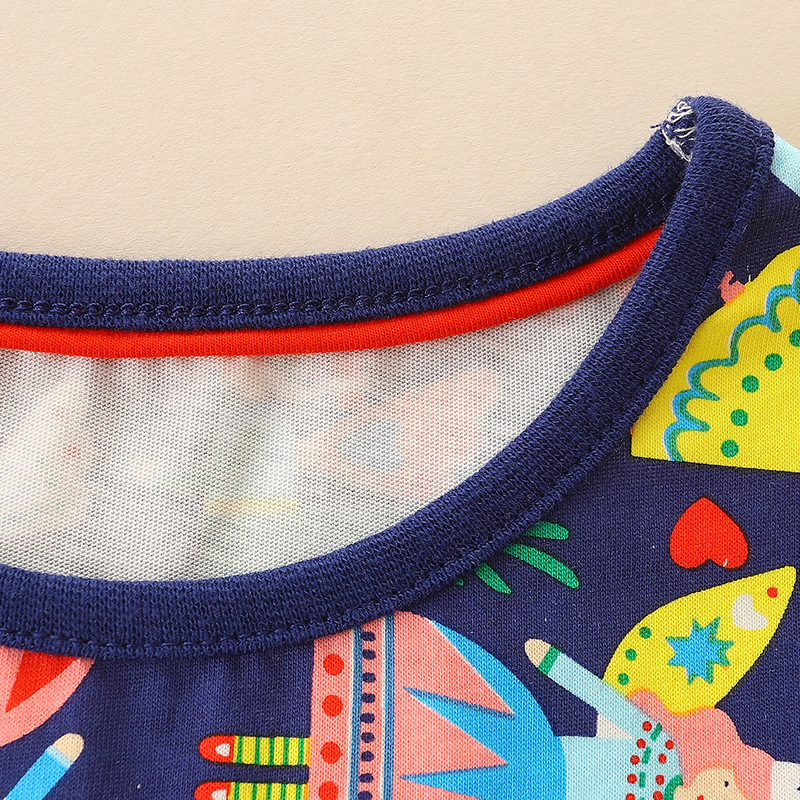 Estilo Europeo hermoso otoño niñas vestido lindo Hada impreso lindo vestido largo cuello redondo manga larga princesa vestido mezclado lote