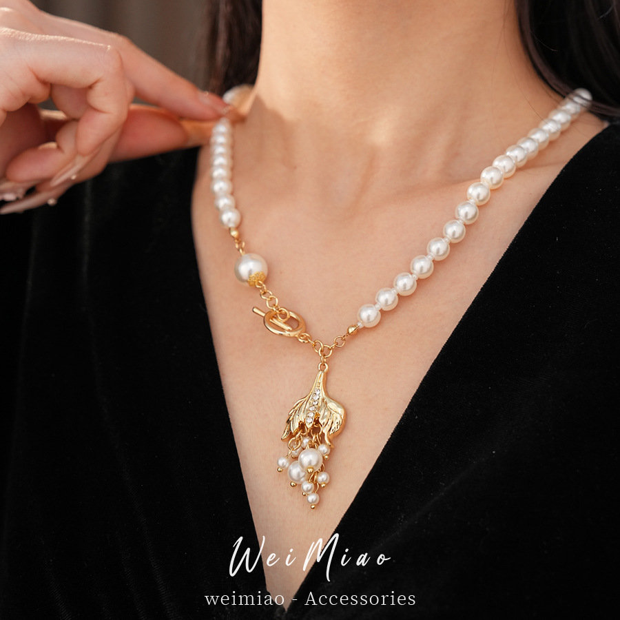 Collar de pendientes de perlas de cola de pez redonda con diamantes, lujo ligero, nicho de alto nivel, estilo palacio, conjunto de joyas retrógradas exquisitas