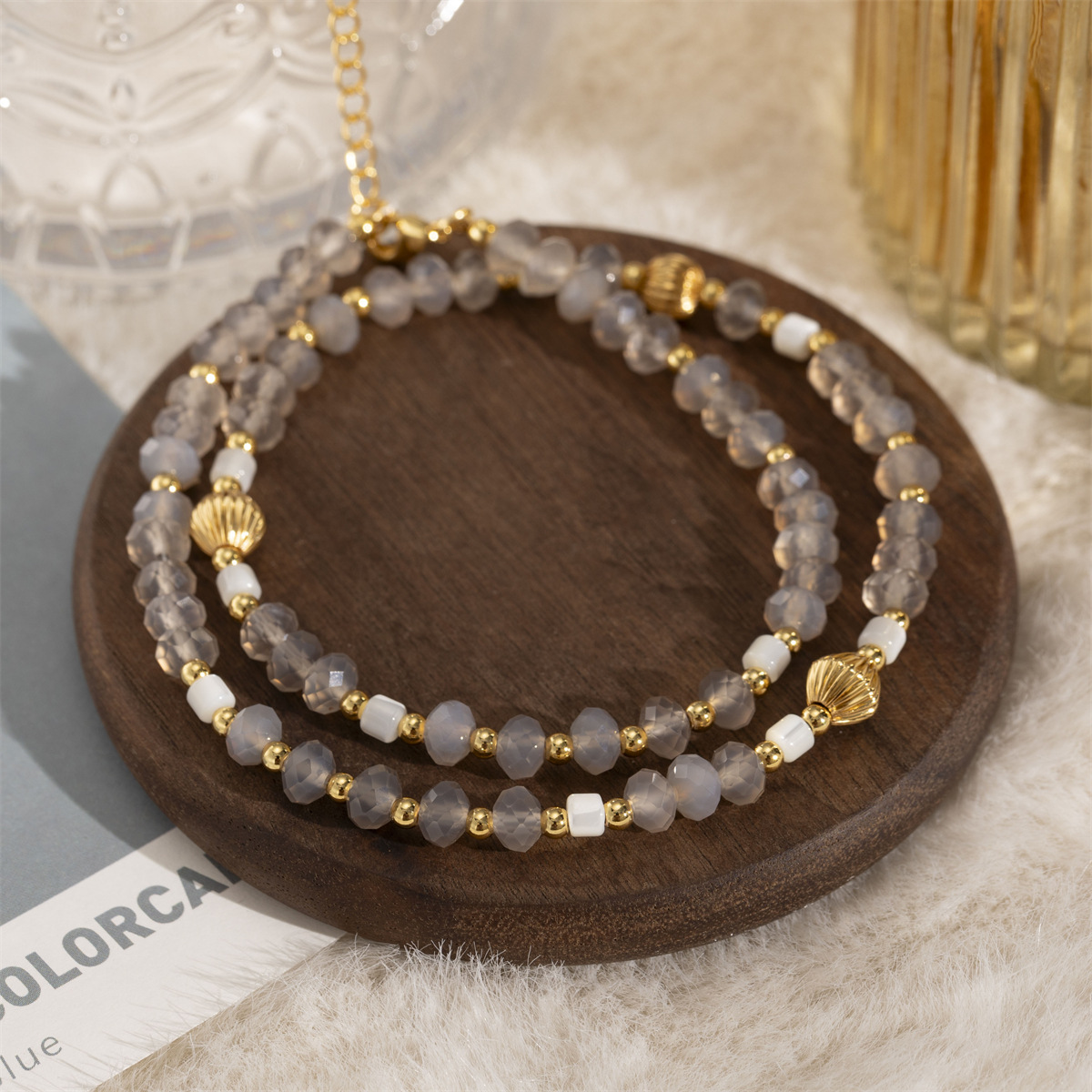 Taena collar de acero de titanio europeo y americano apilado con cadena de clavícula de piedra natural de alta calidad collar de cuentas de concha estilo explosivo transfronterizo femenino