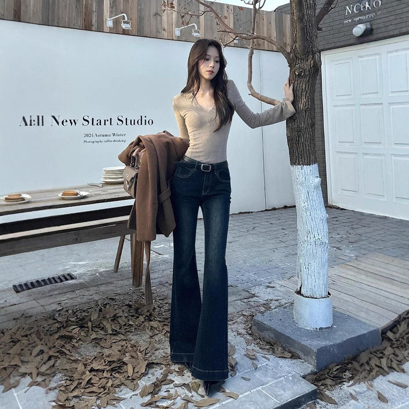 Dark Blue American Retro Flared Jeans for Women, Summer Slim-Fit Bootcut Pants, Slim-Fit Flared Pants, Women's Straight-Leg Jeans Dark Blue American Retro Flared Jeans for Women, Summer Slim-Fit Bootcut Pants, Slim-Fit Flared Pants, Women's Straight-Leg Jeans