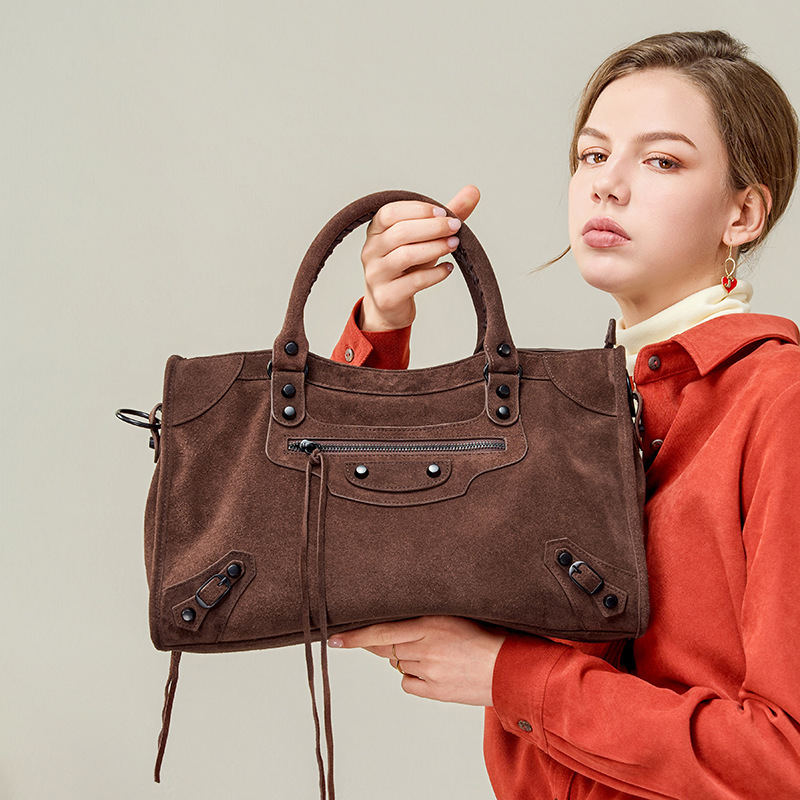 Women's Bag Large Capacity American Retro Tote Motorcycle Bag Zipper Genuine Leather High-End Office Worker Commuter Handbag