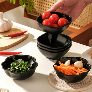 �{ζ�����������û��С���u�͵��������׵��u�ϵ�����ǰ��С�Ե�