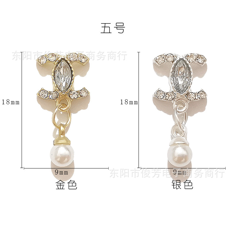 Nueva borla colgante aleación joyería de uñas japonés Super flash tridimensional diamante colgante serie decoración de uñas al por mayor